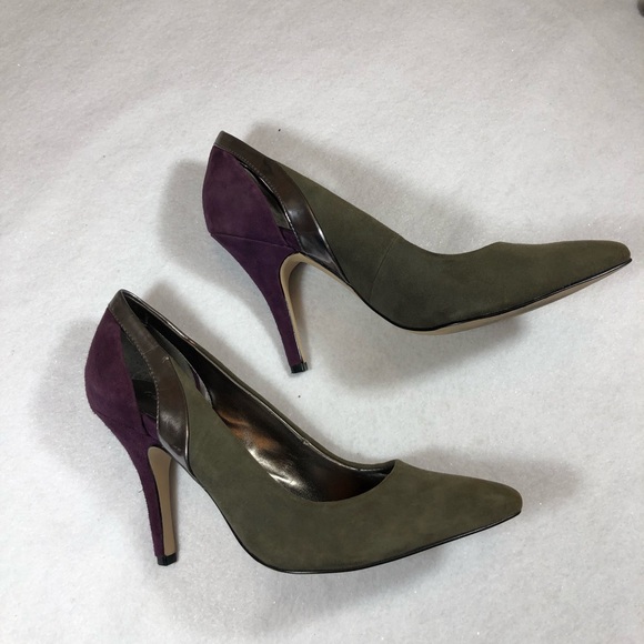 Calvin Klein 4" Heel in Stylish Pointed Toes 6.5 - Picture 2 of 8